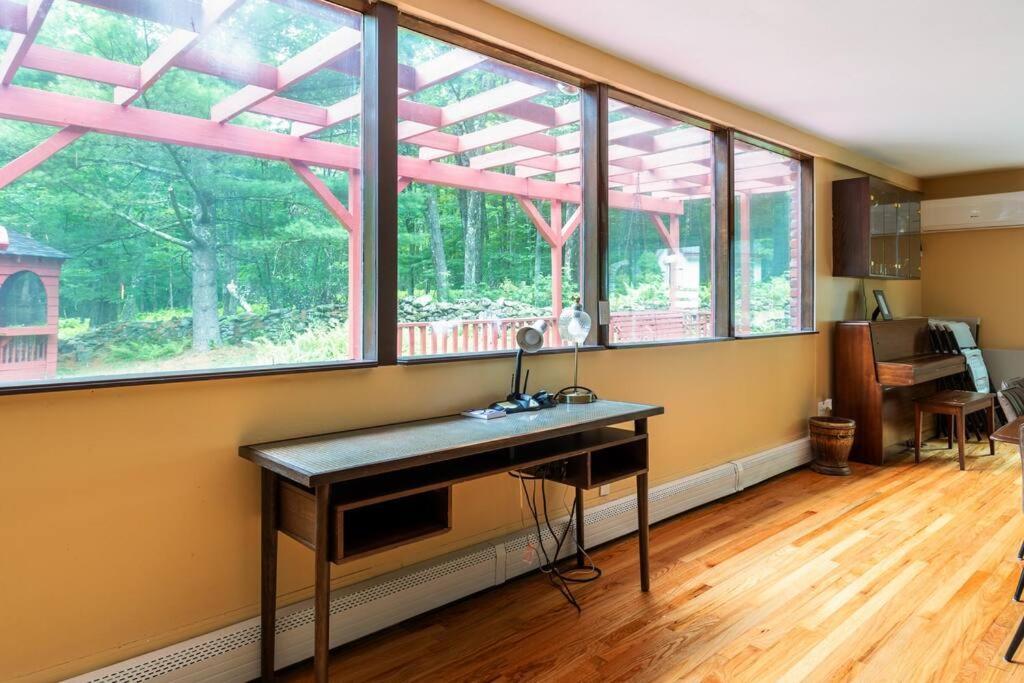 Sunset Estate In The Catskills Monticello Exterior foto